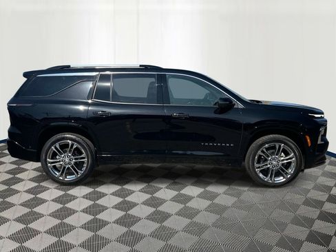 Used 2026 Chevrolet Traverse High Country AWD/4WD image 6