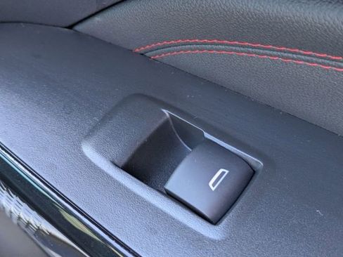 New 2026 Chevrolet Trax RS w/ Sunroof Package FWD image 35