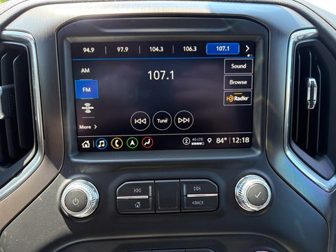 Used 2021 GMC Sierra 1500 AT4 w/ AT4 Premium Package AWD/4WD image 26