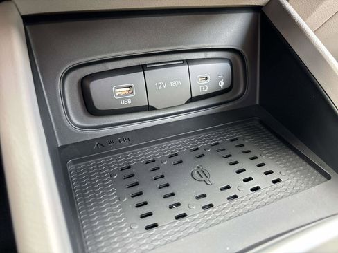 New 2026 Hyundai Venue SEL image 13