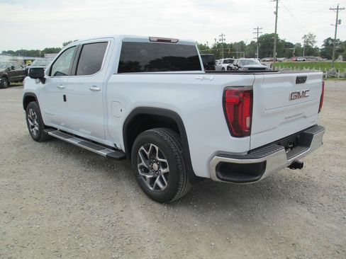New 2026 GMC Sierra 1500 SLT w/ SLT Premium Package AWD/4WD image 6