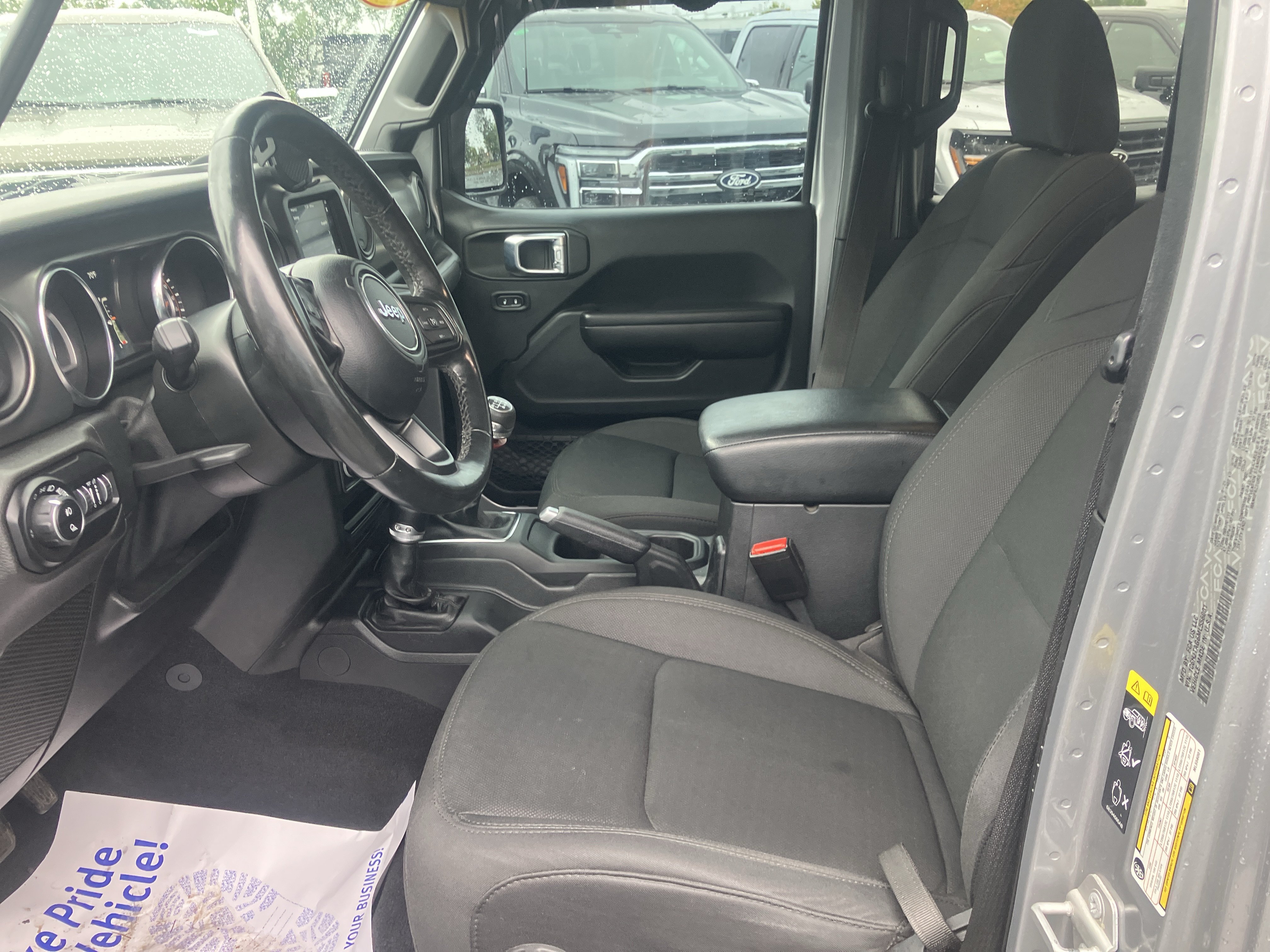Used 2021 Jeep Gladiator Sport AWD/4WD image 16