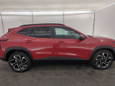 New 2026 Chevrolet Trax RS w/ Sunroof Package image 7