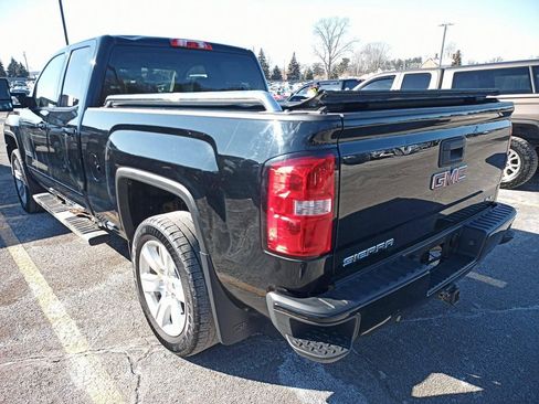 Used 2017 GMC Sierra 1500 SLE image 4