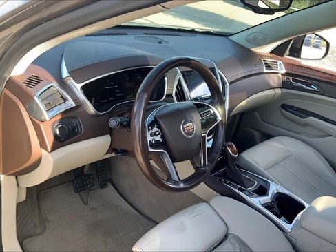 Used 2015 Cadillac SRX Luxury w/ Driver Awareness Package image 17