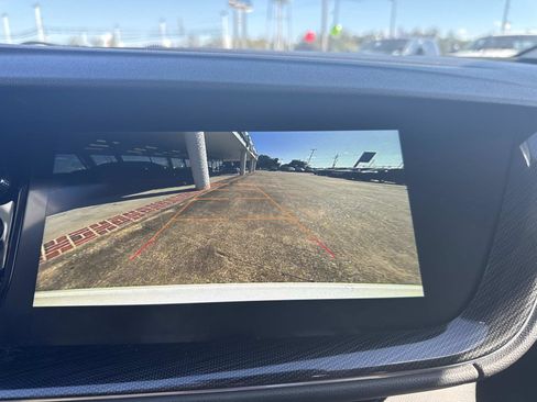 Used 2023 Buick Envision Essence w/ Sport Touring Package image 25