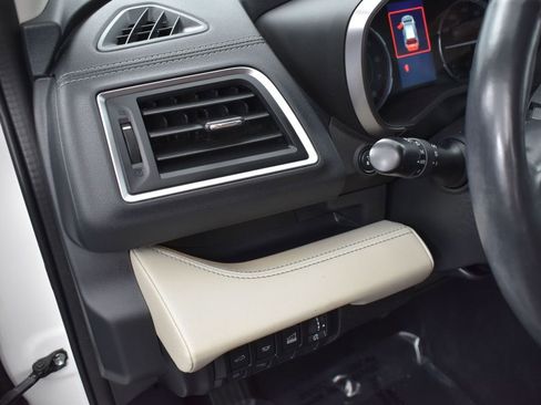 Used 2021 Subaru Ascent Touring w/ Popular Package #2A image 12