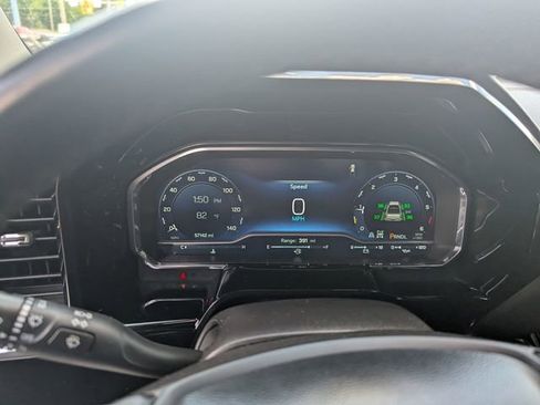 Used 2022 Chevrolet Silverado 1500 LT w/ Z71 Off-Road Package AWD/4WD image 20