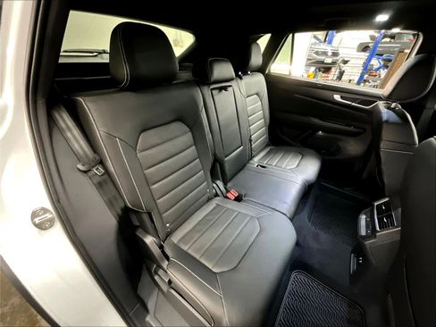 New 2026 Volkswagen Atlas Cross Sport SEL image 27