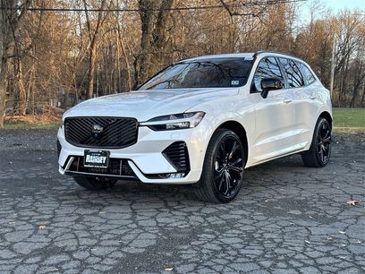 New 2026 Volvo XC60 B5 Ultra w/ Climate Package