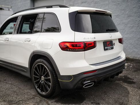 Used 2021 Mercedes-Benz GLB 250 4MATIC w/ AMG Line image 14