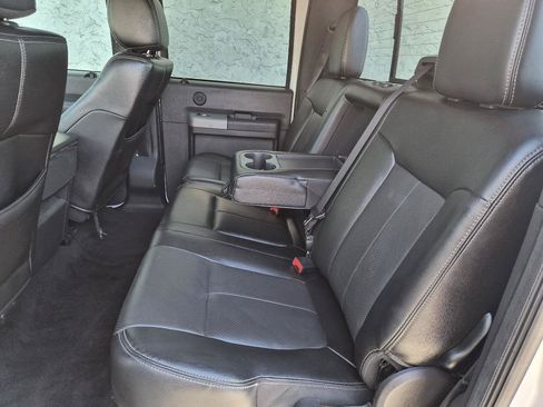 Used 2014 Ford F350 Lariat w/ Lariat Ultimate Package AWD/4WD image 19