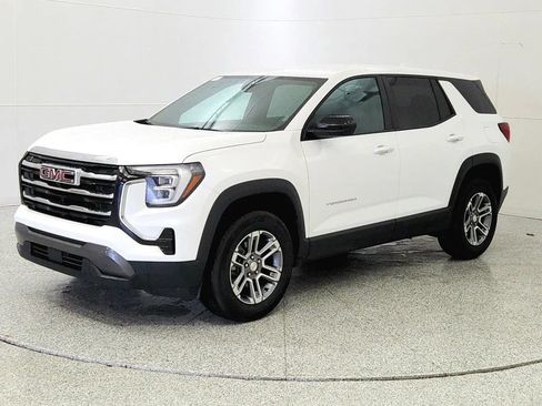 Used 2026 GMC Terrain Elevation FWD image 3