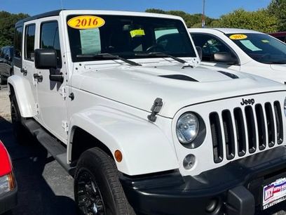 Used 2016 Jeep Wrangler Unlimited Sahara