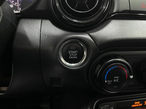 Used 2017 MAZDA MX-5 Miata RF Club image 18