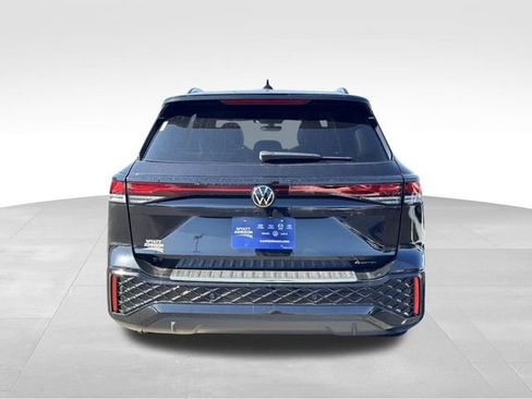 New 2026 Volkswagen Tiguan SE R-Line AWD/4WD image 4