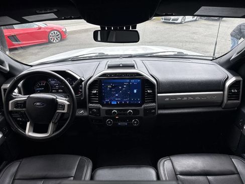 Used 2022 Ford F250 Lariat w/ Lariat Ultimate Package AWD/4WD image 26