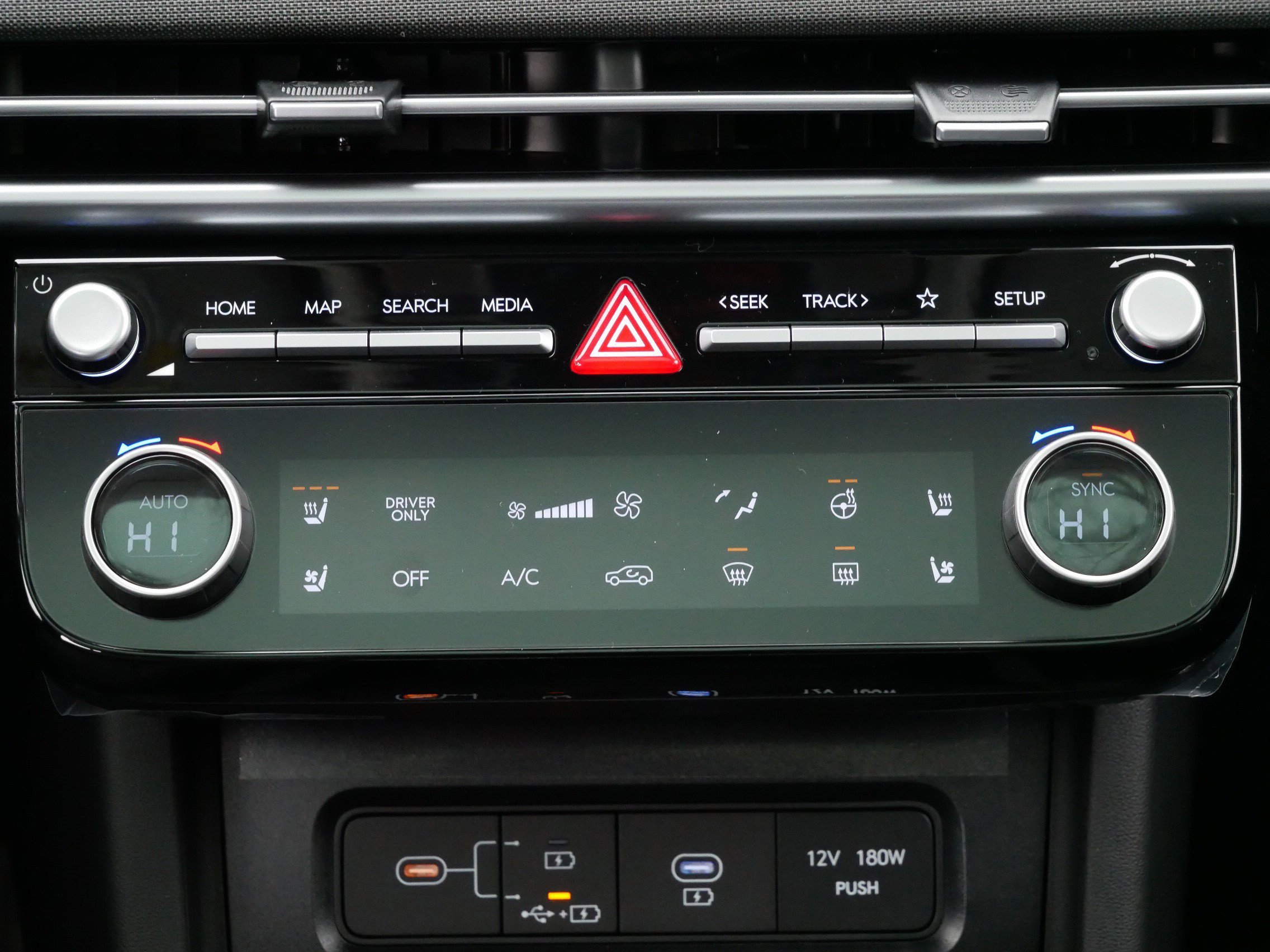 New 2026 Hyundai Tucson Limited AWD/4WD image 11