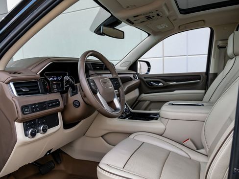 Used 2021 GMC Yukon Denali image 34