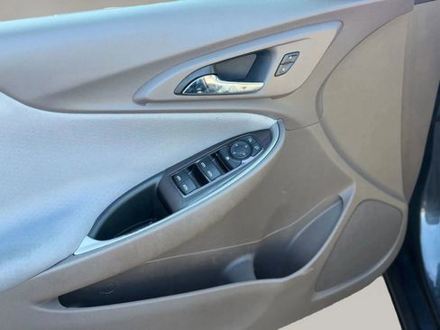 Used 2019 Chevrolet Malibu LS image 13