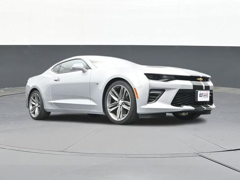 Used 2018 Chevrolet Camaro SS RWD image 53