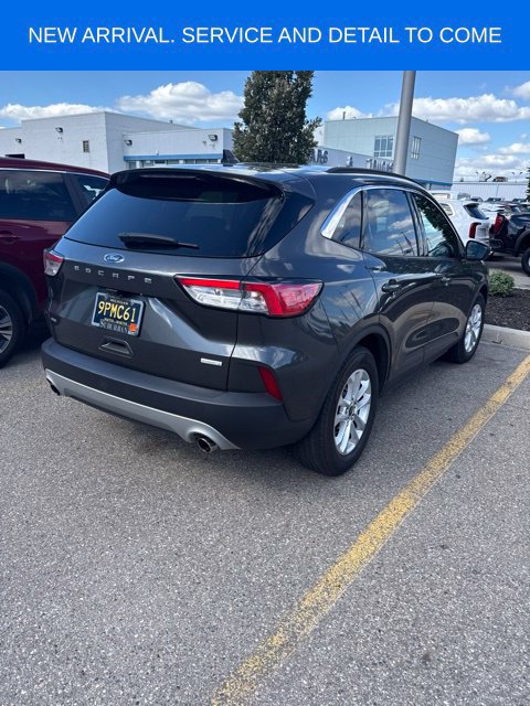 Used 2020 Ford Escape SE FWD image 2