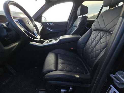 Used 2024 BMW X5 xDrive40i w/ Premium Package image 13