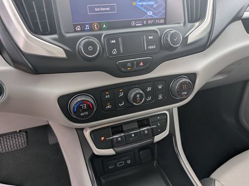 Used 2022 GMC Terrain SLT w/ Infotainment Package II FWD image 27