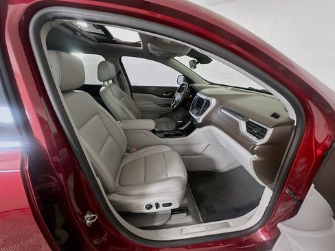 Used 2017 GMC Acadia SLT FWD image 28