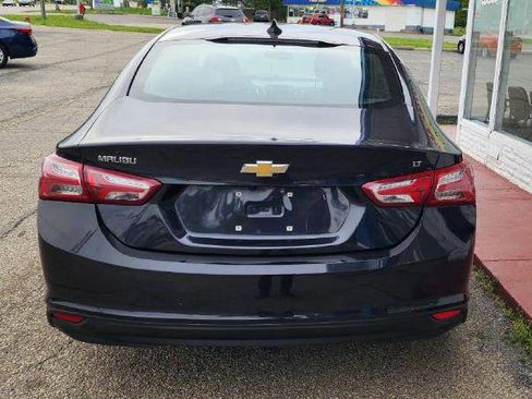 Used 2022 Chevrolet Malibu LT FWD image 5