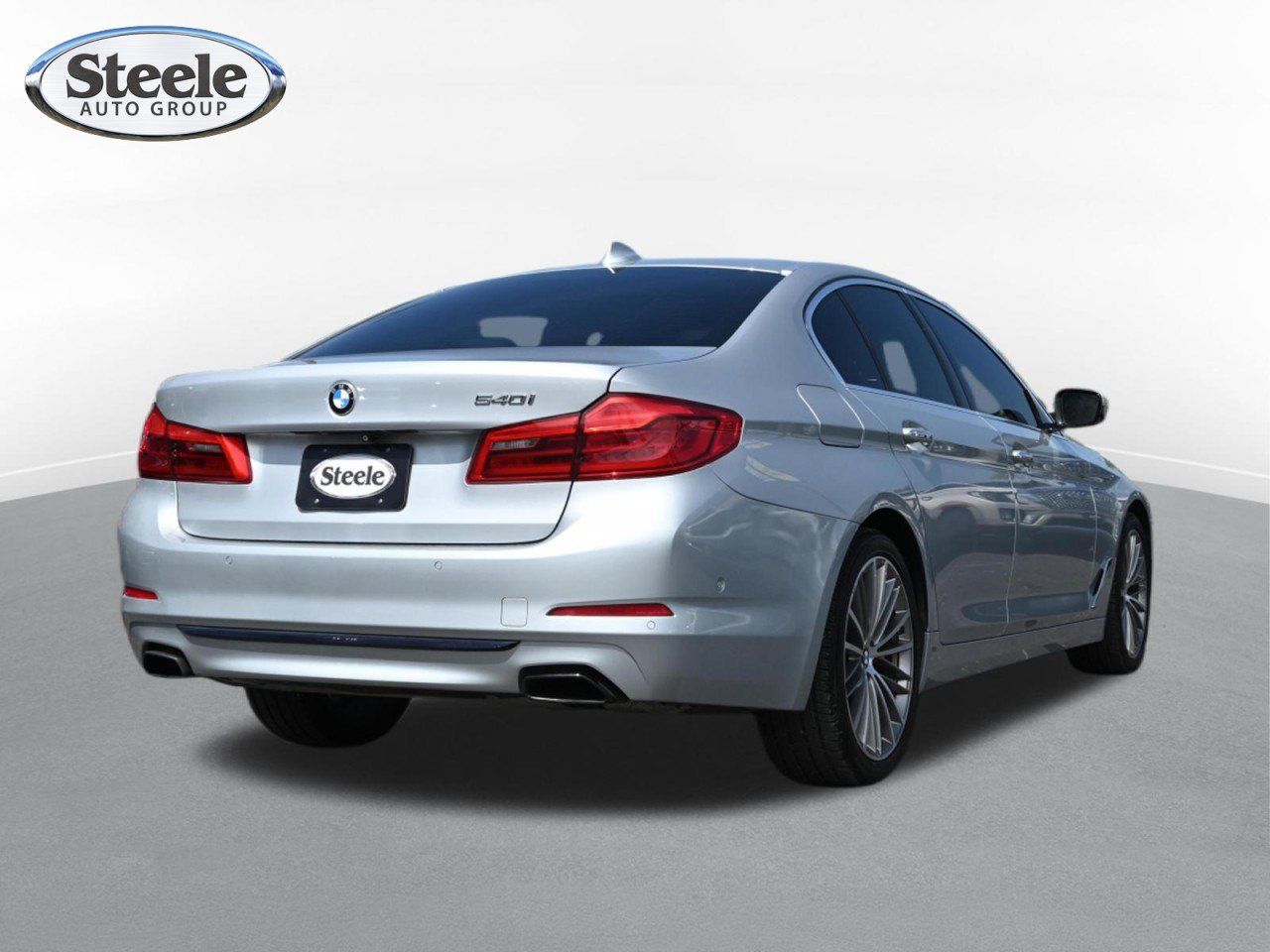Used 2017 BMW 540i RWD image 5
