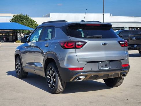 New 2026 Chevrolet TrailBlazer ACTIV w/ Convenience Package FWD image 3