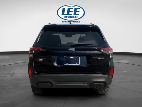 Used 2025 Subaru Forester Touring w/ Popular Package - Touring image 5