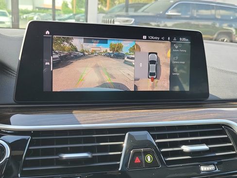 Used 2020 BMW 540i xDrive w/ M Sport Package AWD/4WD image 38