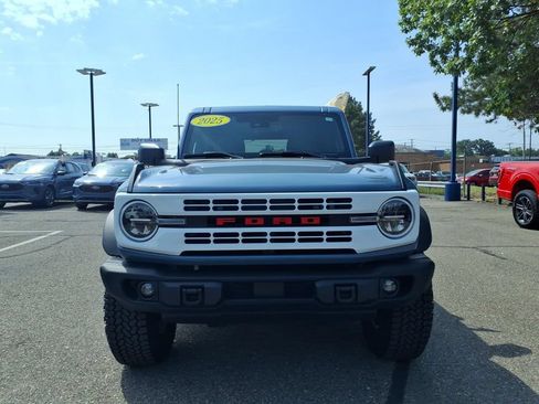 Used 2025 Ford Bronco Heritage Edition AWD/4WD image 2