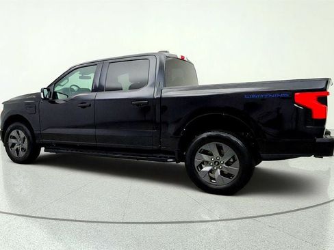 Used 2023 Ford F150 Lightning XLT w/ Equipment Group 312A High AWD/4WD image 7