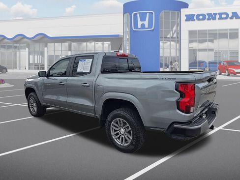 Used 2023 Chevrolet Colorado LT w/ LT Convenience Package image 6