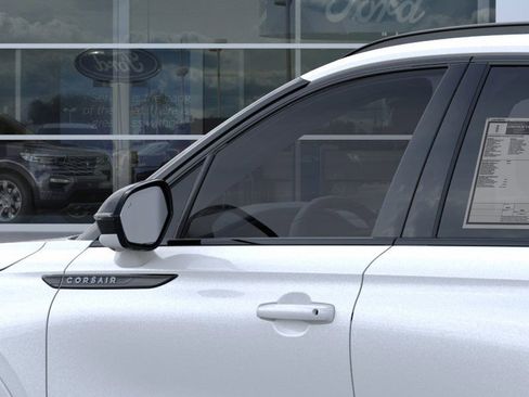 New 2026 Lincoln Corsair Premiere image 33