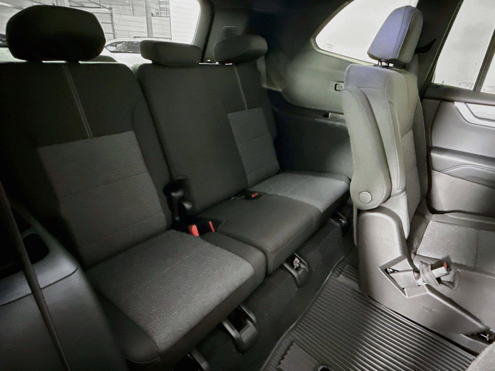 New 2027 GMC Acadia Elevation w/ LPO, Floor Liner Package AWD/4WD image 21