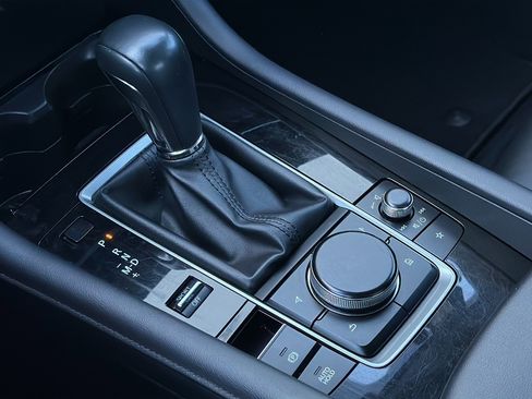 Used 2025 MAZDA MAZDA3 s image 17