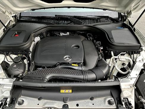 Used 2022 Mercedes-Benz GLC 300 4MATIC w/ Premium Package Lite image 32