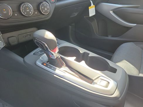 New 2026 Chevrolet Trax RS w/ Sunroof Package image 29