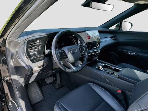 Used 2025 Lexus RX 350 Premium w/ Accessory Package (Z1) FWD image 26