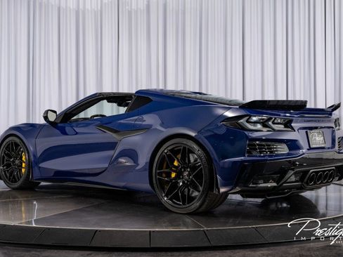 Used 2025 Chevrolet Corvette Z06 w/ Stealth Interior Trim Package image 15