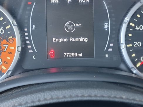 Used 2017 Jeep Renegade Altitude FWD image 27