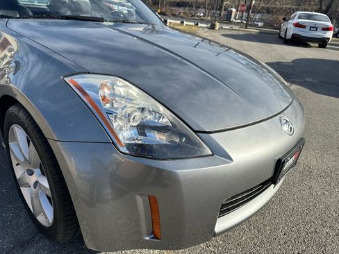 Used 2004 Nissan 350Z Touring image 20