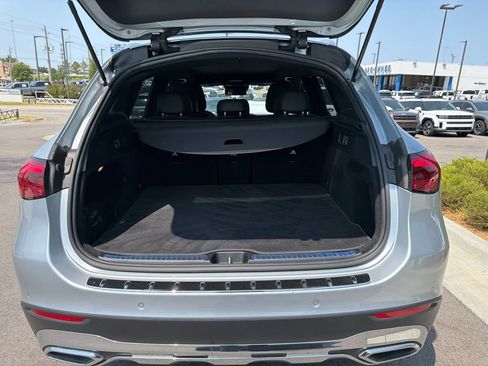 Used 2023 Mercedes-Benz GLC 300 4MATIC image 7
