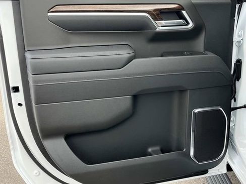 New 2025 GMC Sierra 1500 Elevation w/ Preferred Package image 18