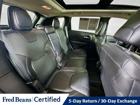 Used 2015 Jeep Cherokee Limited w/ Luxury Group image 30