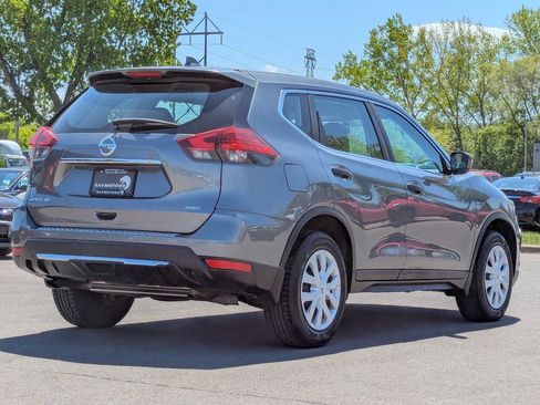 Used 2017 Nissan Rogue S AWD/4WD image 11